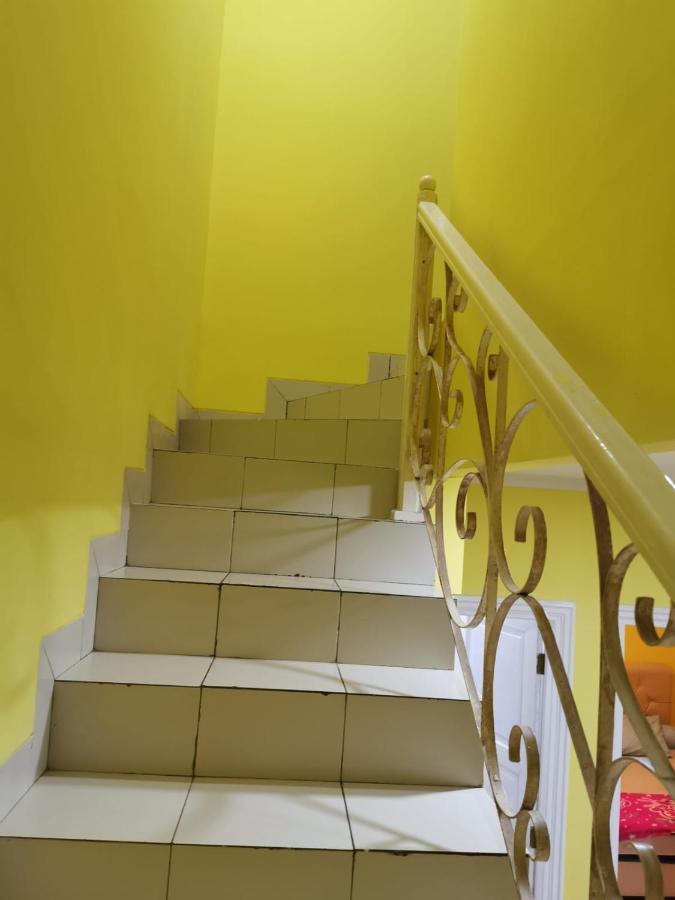 Villa Wubao Kota Bunga 3 Kamar Harga Budget Cinengangirang 外观 照片