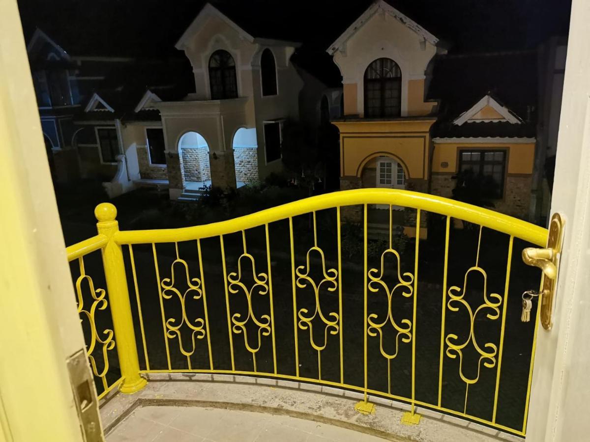 Villa Wubao Kota Bunga 3 Kamar Harga Budget Cinengangirang 外观 照片