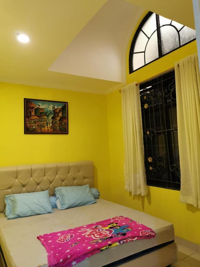 Villa Wubao Kota Bunga 3 Kamar Harga Budget Cinengangirang 外观 照片