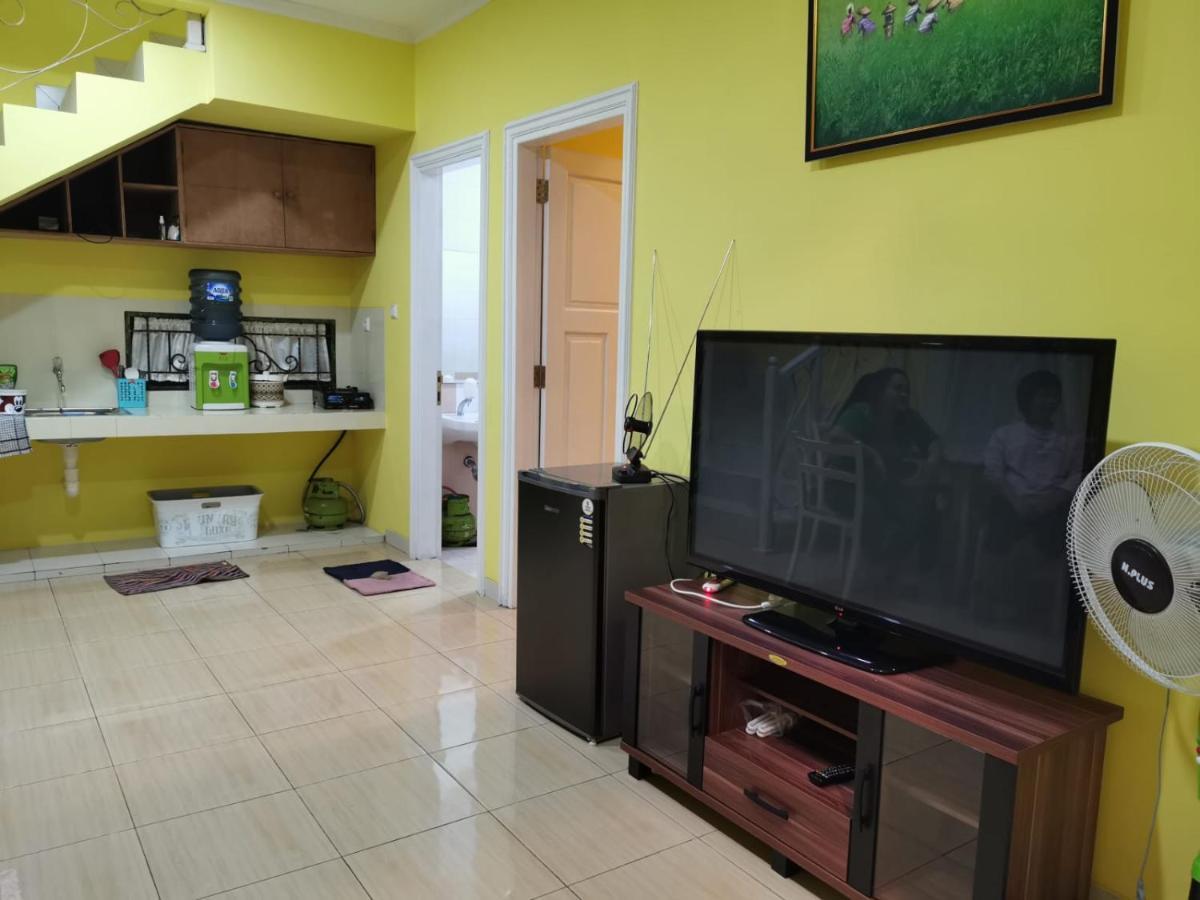 Villa Wubao Kota Bunga 3 Kamar Harga Budget Cinengangirang 外观 照片